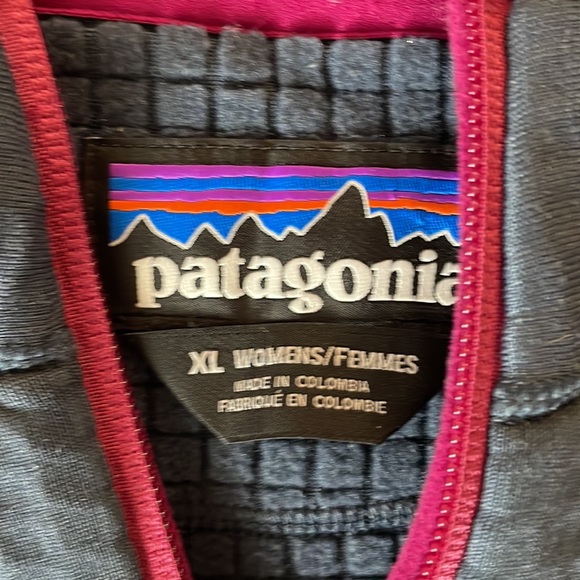 PATAGONIA Regulator Polartech  fleece lined full zippered layering jacket - Picture 3 of 8